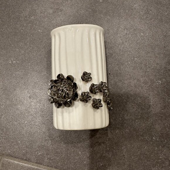 Floral Ceramic Bath Accessory Cup Toothbrush Holder - Picture 1 of 4